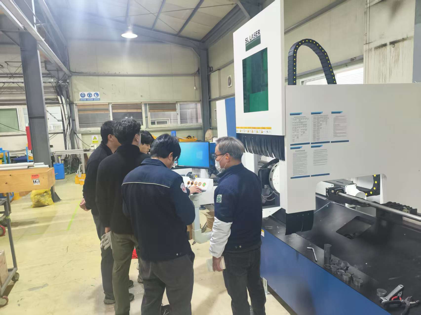 Tubing Laser Cutting Machines .jpg Tubing Laser Cutting Machines .jpg