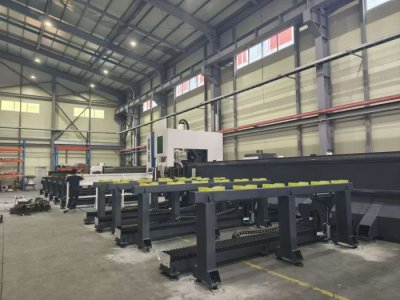 Машина для резки труб