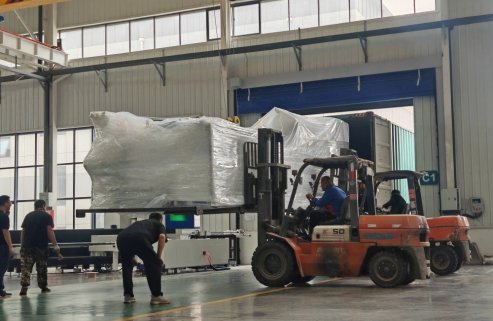 Steel Tube Laser Cutting Machine