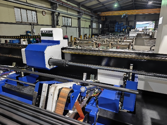 Aluminium Pipe Cutting Machine .jpg Aluminium Pipe Cutting Machine .jpg