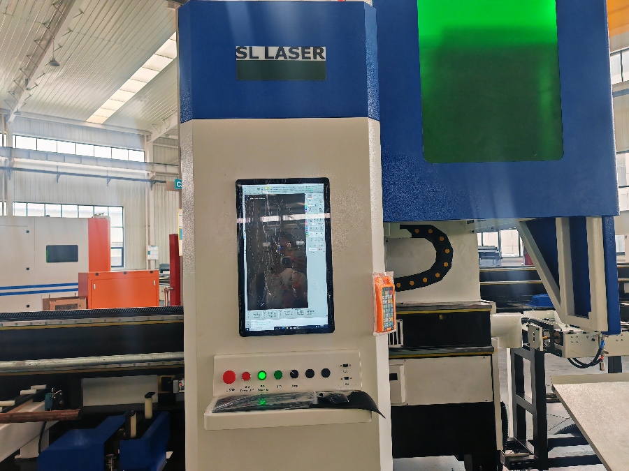 Découpeur laser de tuyaux en fibre