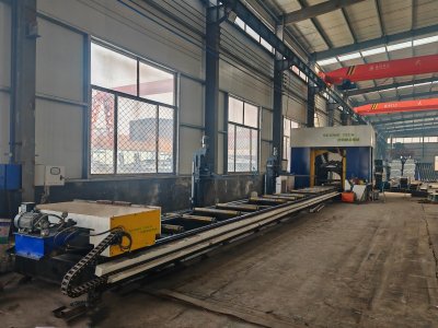 Fiber Laser Cutting Machine