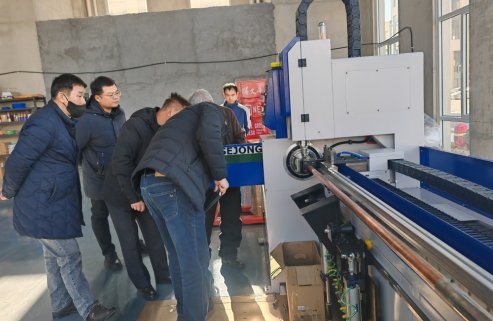 Round Tube Laser Cutter